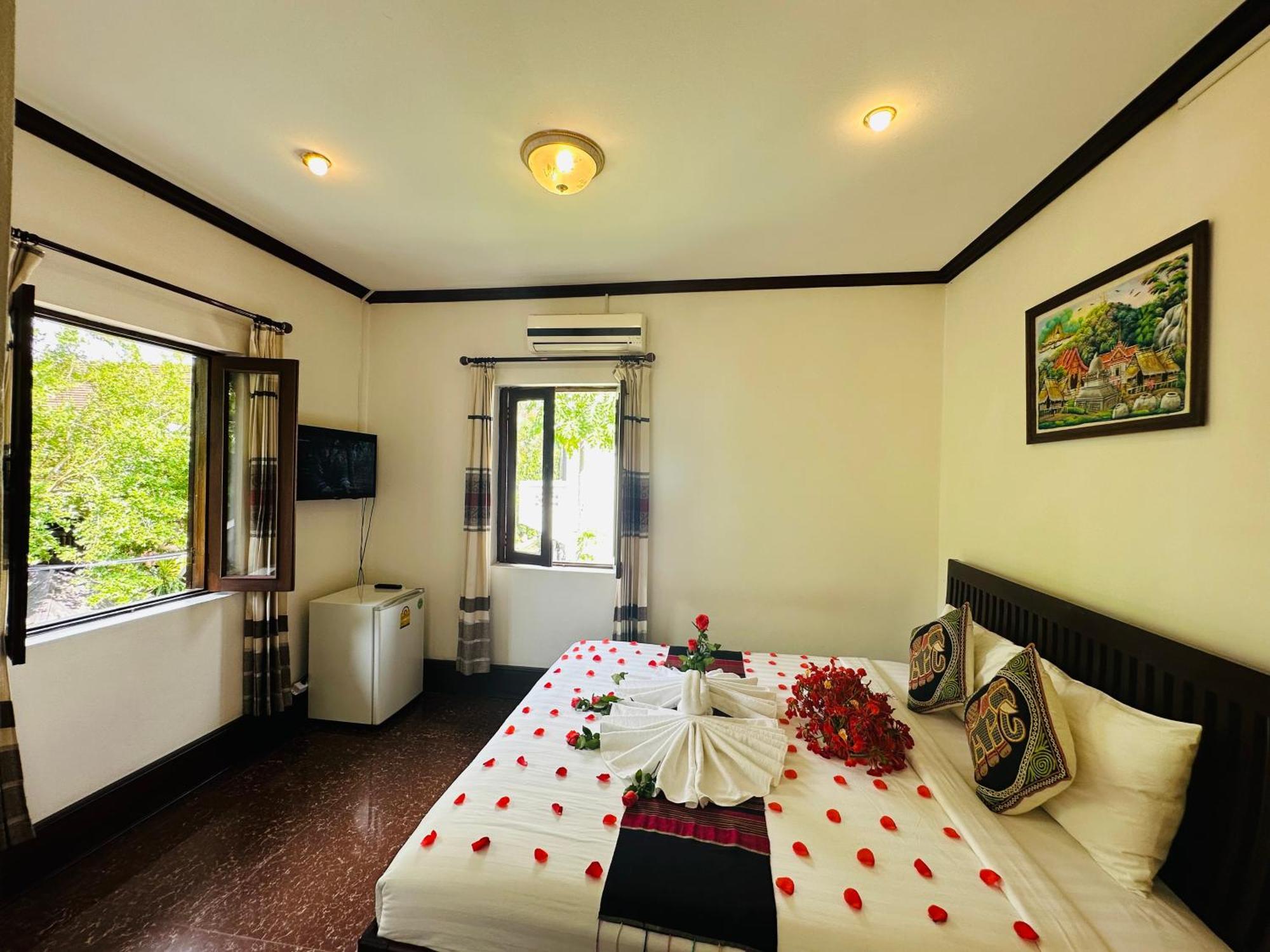 Thatsaphone Hotel Λουάνγκ Πραμπάνγκ Εξωτερικό φωτογραφία