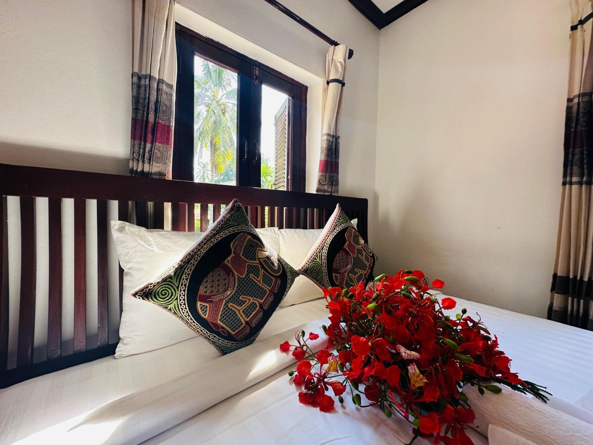 Thatsaphone Hotel Λουάνγκ Πραμπάνγκ Εξωτερικό φωτογραφία