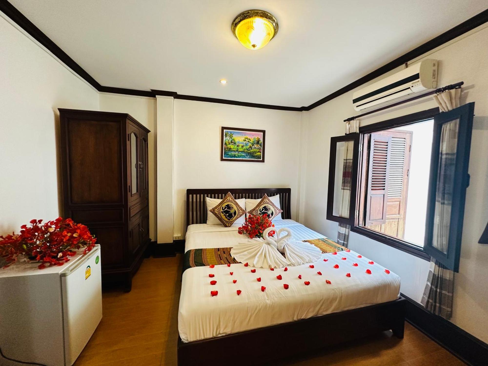 Thatsaphone Hotel Λουάνγκ Πραμπάνγκ Εξωτερικό φωτογραφία