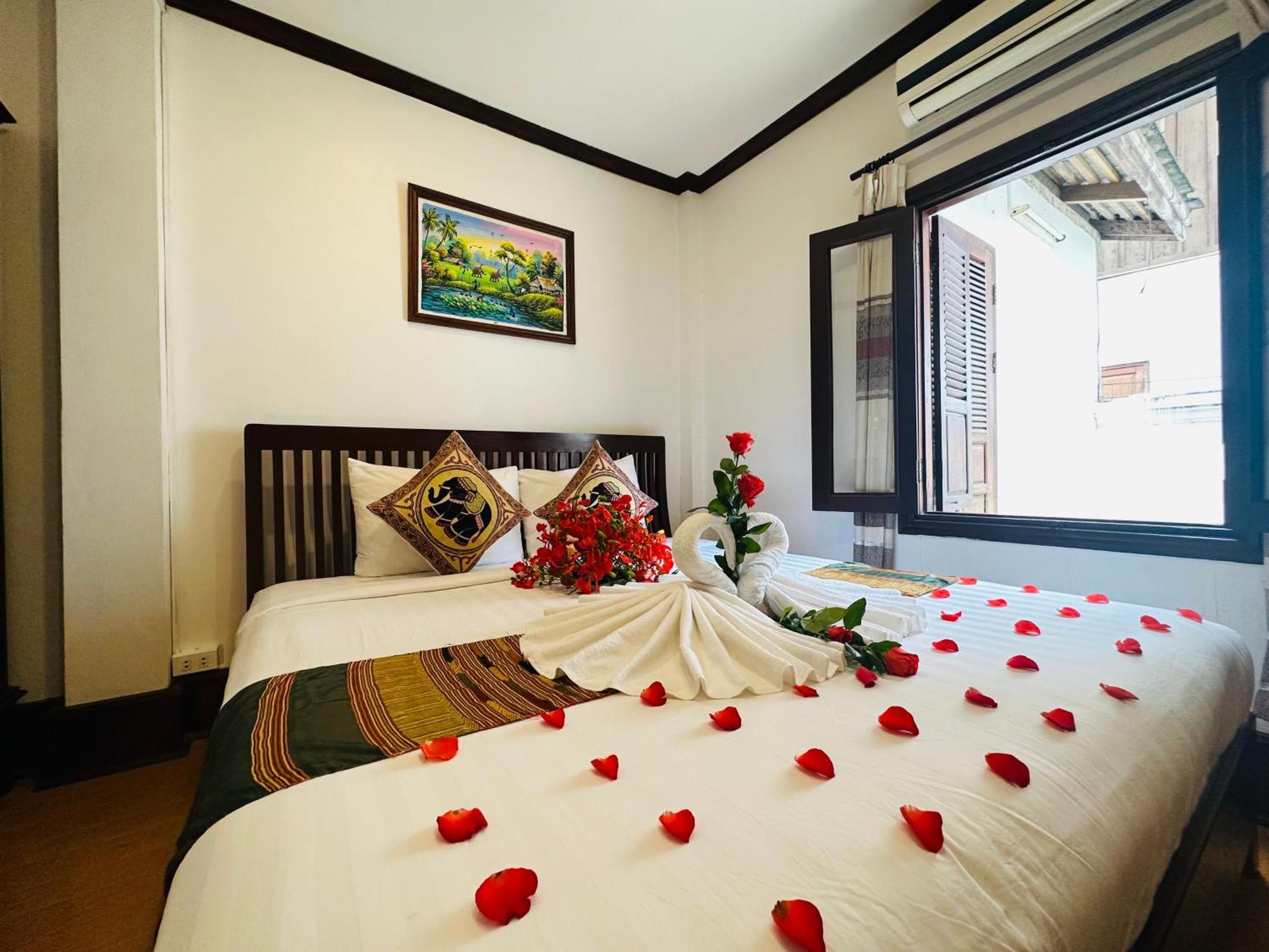 Thatsaphone Hotel Λουάνγκ Πραμπάνγκ Εξωτερικό φωτογραφία