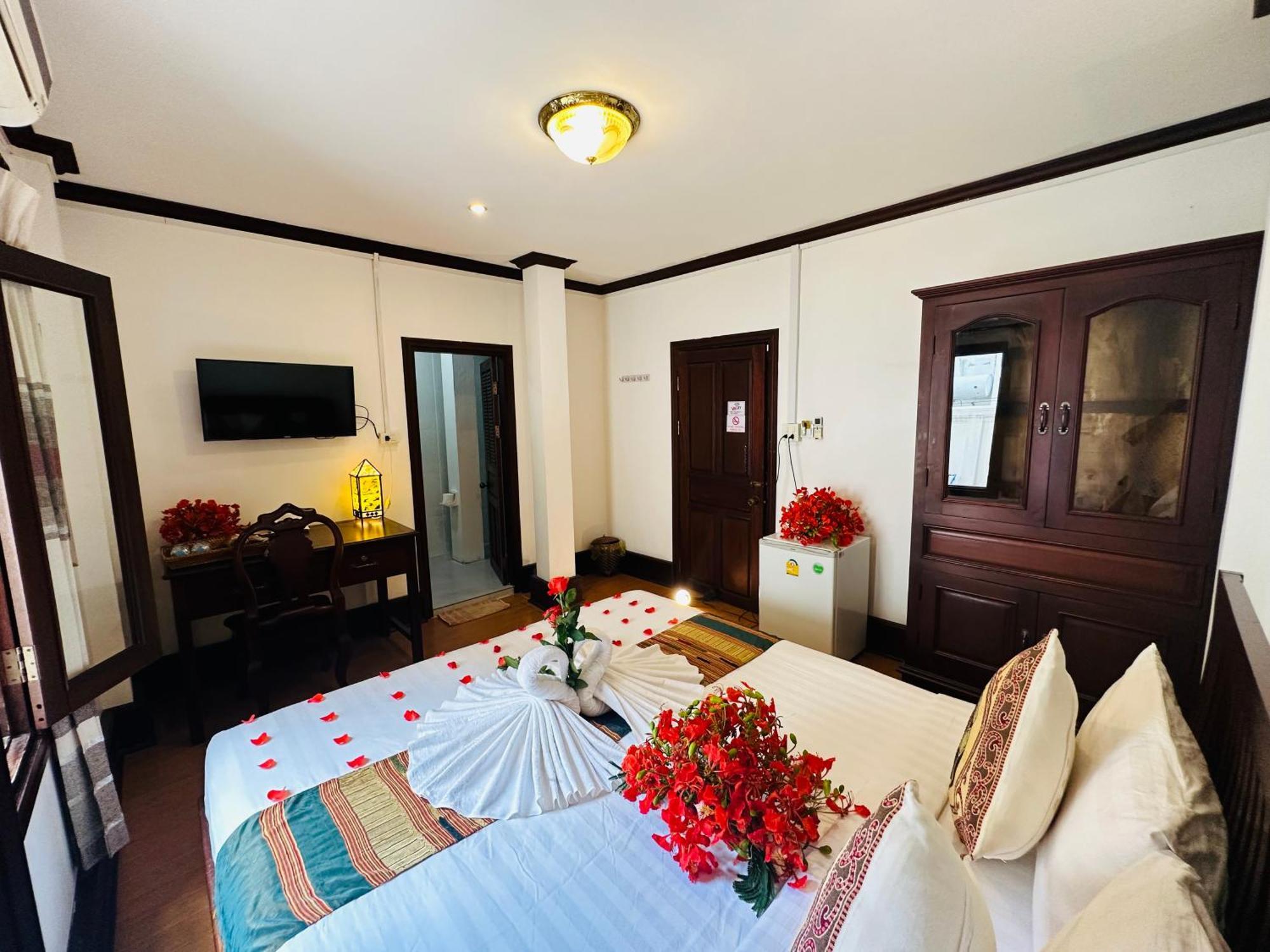 Thatsaphone Hotel Λουάνγκ Πραμπάνγκ Εξωτερικό φωτογραφία